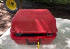 Makita 12V mini saw in craftsman case