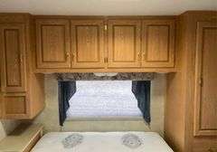 ***2006 Chev Express Motorhome, GM Chassis, 32ft; 