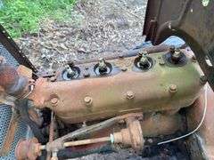 Ford flathead four-cylinder engine(Engine condition unknown )and transmissi