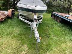 !!!!!2004 16’ Sea Ray V-Bottom Boat with Trailer - Mercury In-Board/Out-Boa