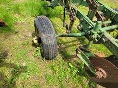 John Deere 2x14" Pull Type Plow, Hydraulic Lift, Coulters