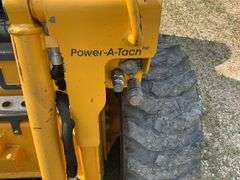 Gehl Model 5240 Skid Loader, 1047 2nd Owner Hours, E Series, Power-A-Tach, 