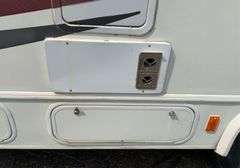 ***2006 Chev Express Motorhome, GM Chassis, 32ft; 
