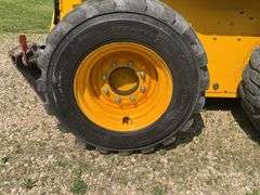 Gehl Model 5240 Skid Loader, 1047 2nd Owner Hours, E Series, Power-A-Tach, 