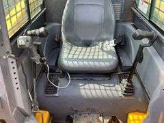 Gehl Model 5240 Skid Loader, 1047 2nd Owner Hours, E Series, Power-A-Tach, 