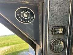 Gehl Model 5240 Skid Loader, 1047 2nd Owner Hours, E Series, Power-A-Tach, 