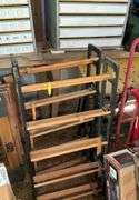 2 display racks
