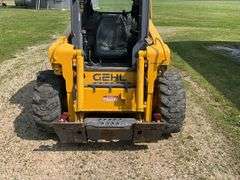 Gehl Model 5240 Skid Loader, 1047 2nd Owner Hours, E Series, Power-A-Tach, 