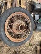 Ford Model T/A Parts - four-cylinder head, transmission, spoke wheels, driv