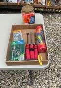 Flat of craftsman pry bars, mini pruners, 22 pc mini spring clamp set