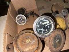 Gauges, Gauge Clusters