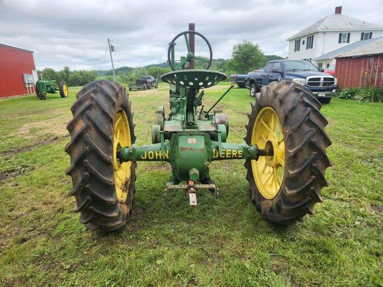 1937 John Deere A Tractor, NF, Flat cut off round Spoke Wheels, Runs & driv