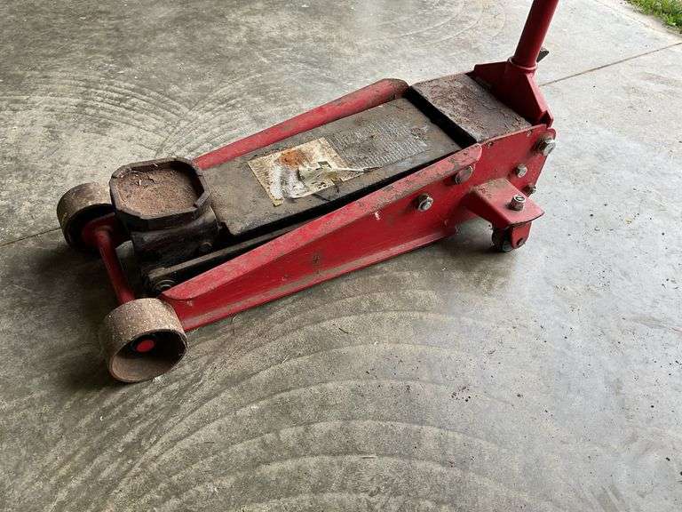 Larin 3 1/2 ton hydraulic floor jack