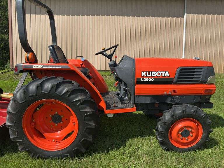 1994 Kubota L2900 FWD Utility Tractor, 1014 Actual Hours, ROPS, Glide Shift