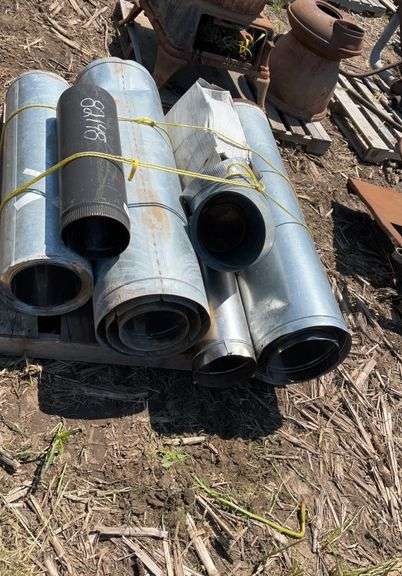 Dual walled chimney pipe