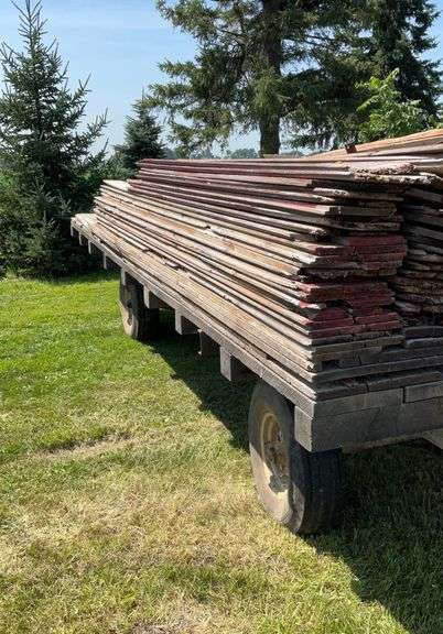 Old Barn Boards (47) Approximately 10 ft long
