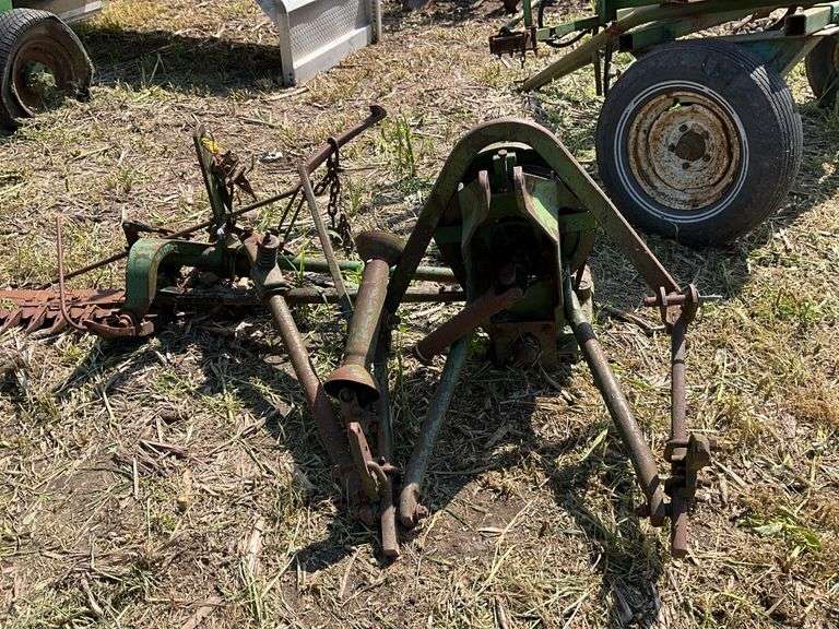 JD 39 mounted sickle mower, 3 pt