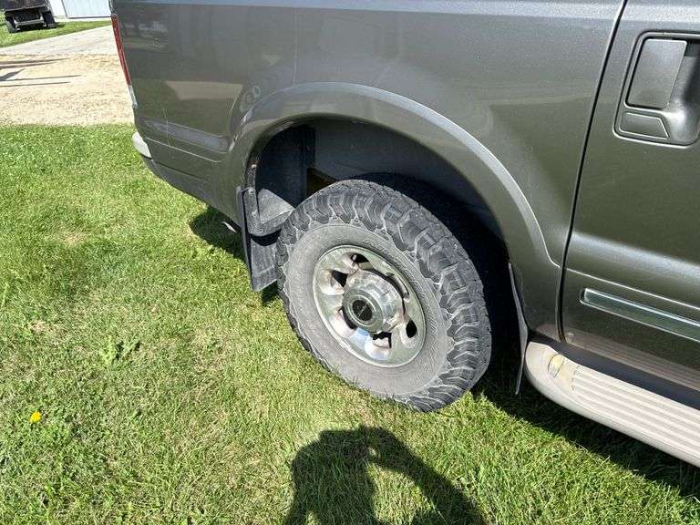 ** 2003 Ford Excursion Limited, 1-ton, 179,000 Miles, 7.3 Diesel, 4x4, One 