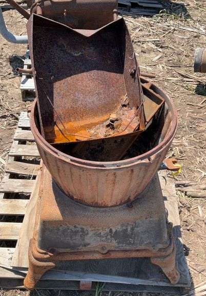Old cast iron pot belly stove, from US Army Cannon heater #20