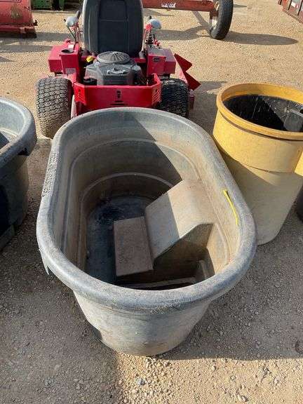 Freeland water tank w/plug