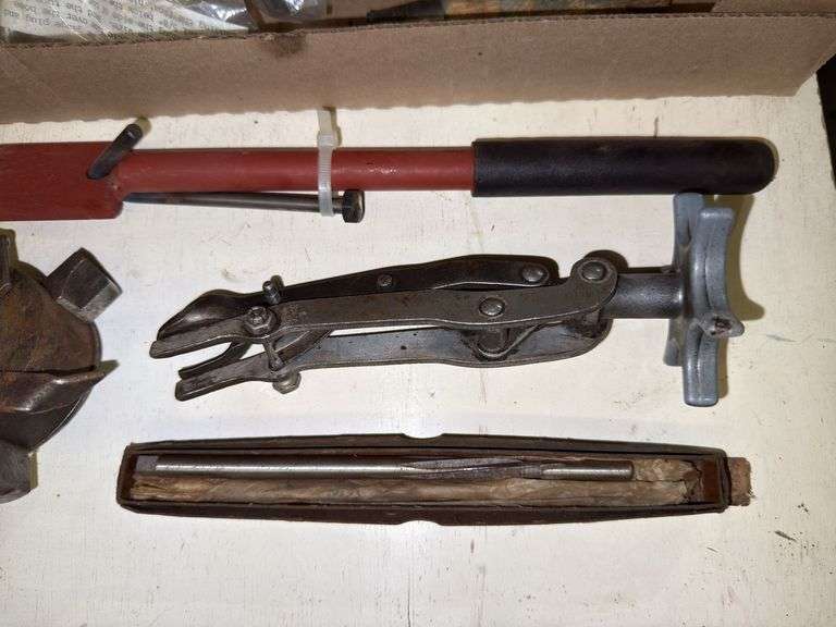 Engine Valve Tools, filter wrench, screw drivers, other tools