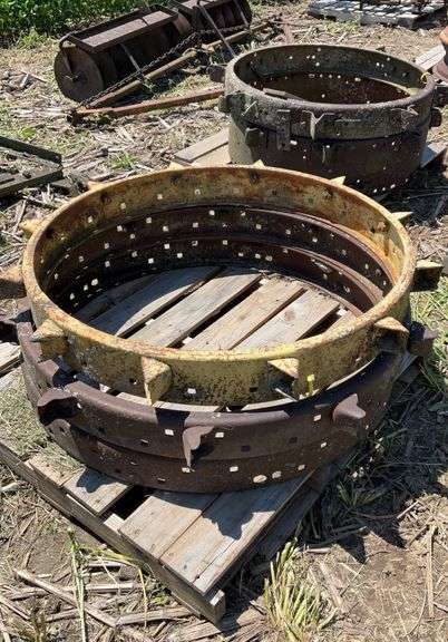 (3) JD widening rims w/bolt on cleats