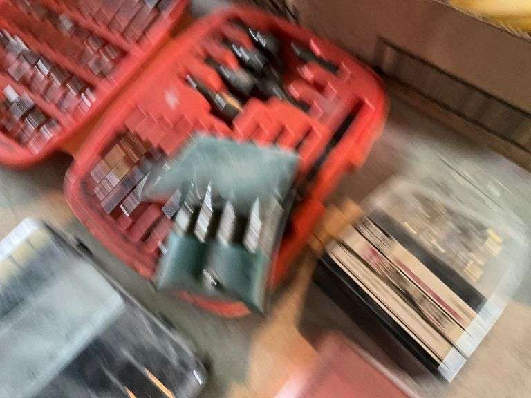 Assorted Drill Bits, Drill Bit Sets, Extractor Set, Small Screw Drivers