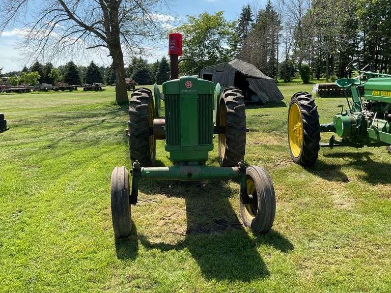 John Deere 60 Tractor, WF, Gas, Fenders, 13.6x38” Tires, 3pt., PTO, 1 Hyd.,
