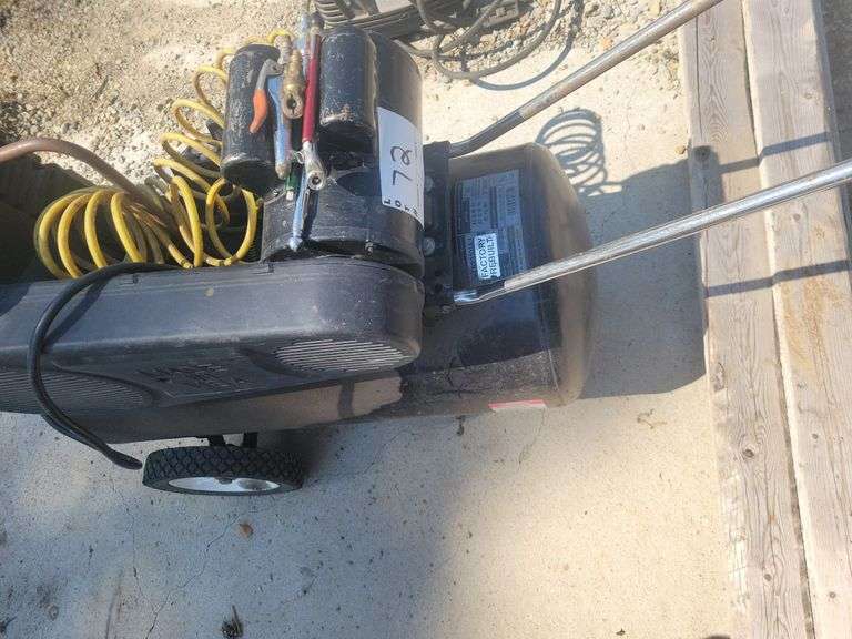 Portable air compressor, 20 gallon, 4.5 classification