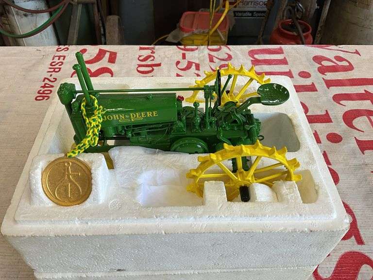 Ertl Precision Classics 1/16 Model A tractor