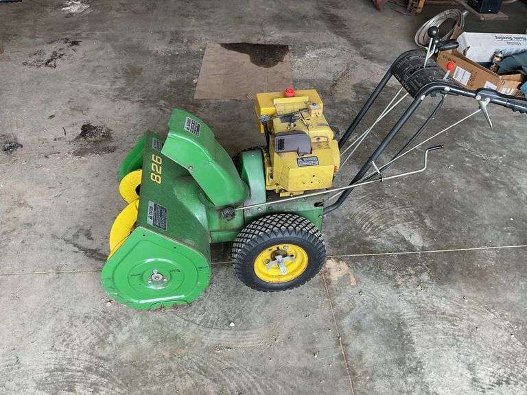 John Deere 826 snowblower