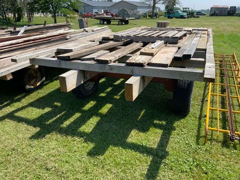 17ft x 8ft hay rack on running gear