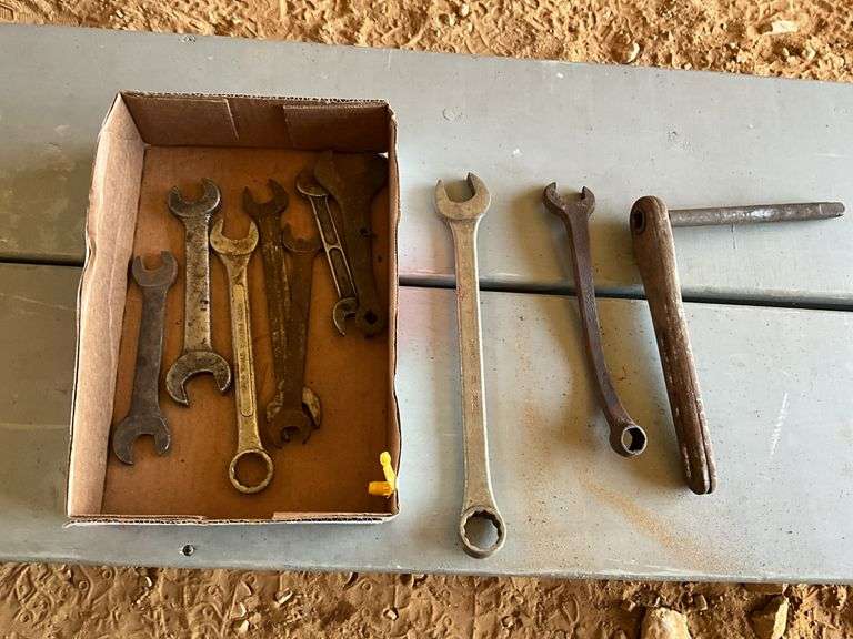 Flat of misc wrenches