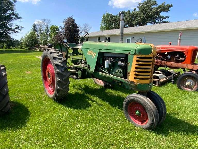 Oliver 77 Tractor, NF, Gas, Fenders, 12.8x38” Tires, SN#333455