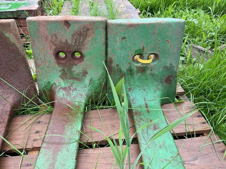 pair of JD front stack weight brackets