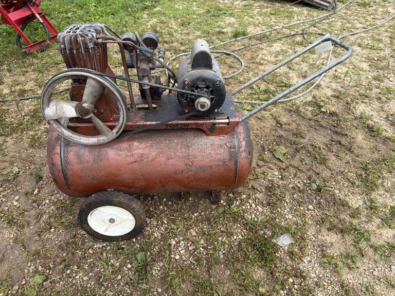 Craftsman 1.5Hp, 110V, Air Compressor, 150 PSI, Twin Cylinder, 20 Gallon - 