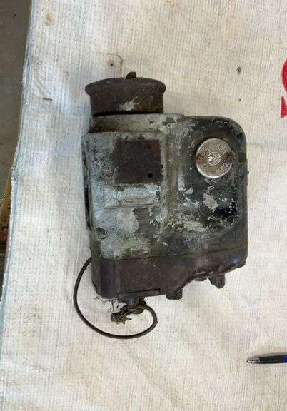 4 cylinder magneto