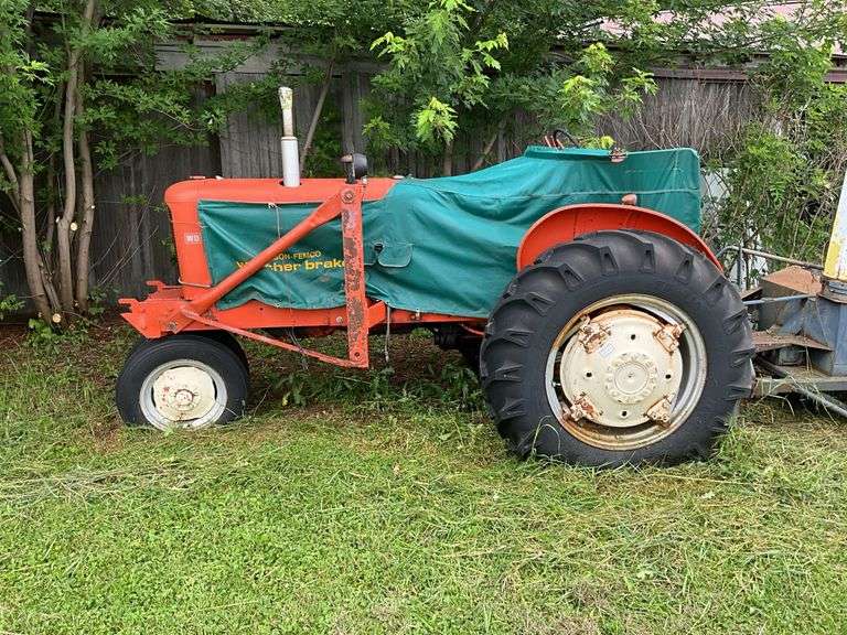Allis Chalmers WD, NF Gas, 13.6/28 Tires Like New, Fenders, SpinOut Rims, H