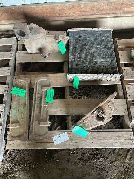 thumbnail image 2 of Clutch Kit For John Deere 60, 620, And 630 Tractors – New OEM Replacement 2 of 5