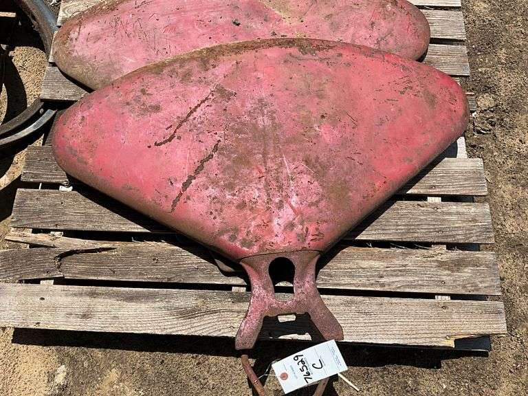 Farmall Clam Fenders