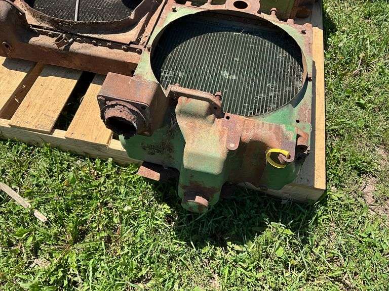 John Deere radiator off 70 tractor