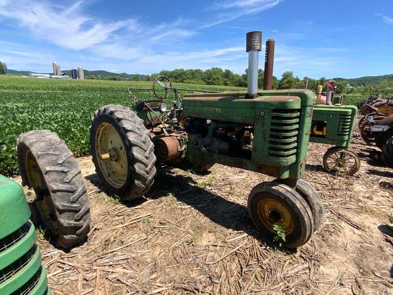 1949 John Deere G Tractor, NF, Canada Export, Electric Start, Bore 125, Run