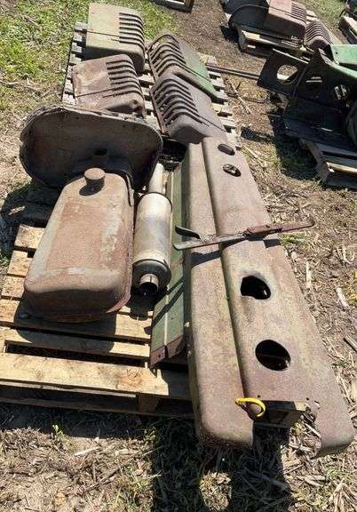 JD hood, fuel tank, muffler off John Deere H