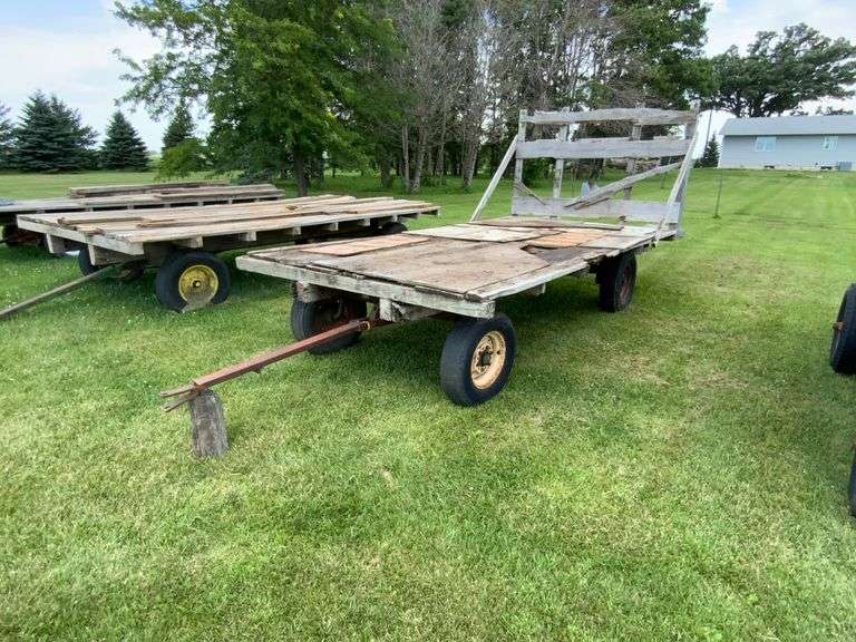 Hayrack and gear