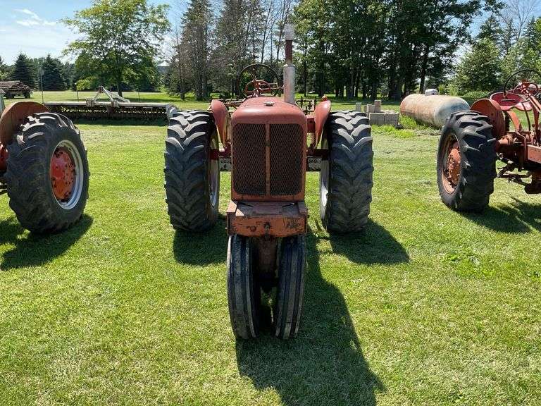 Allis Chalmers WD Tractor, NF, Gas, 2pt., PTO, 16.9x28” Tires, Setup for Pu