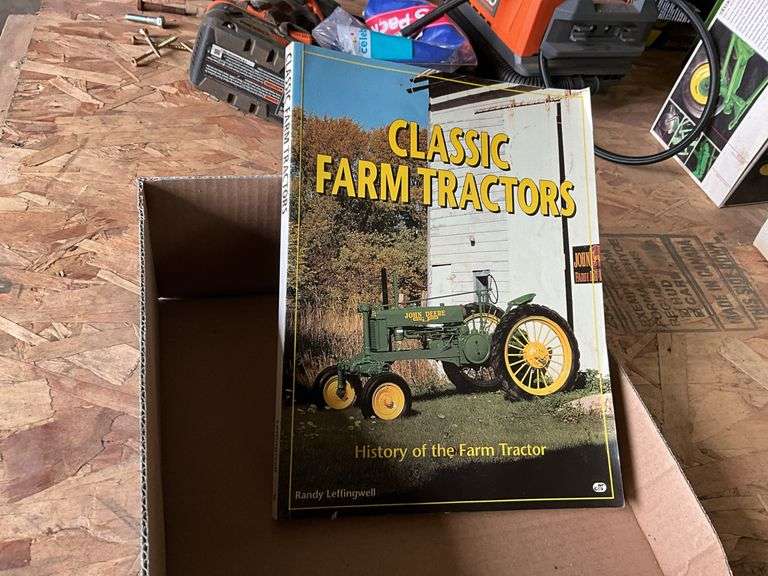 Classic Farm Tractors Book