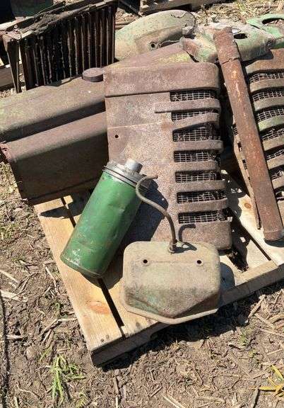 JD parts off B ; hood, side shields, dash, exhaust, shutters, fly wheel cov