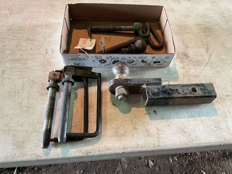 Hitch Pins, Ball Hitch, (2) Self Latching Hitch Pins