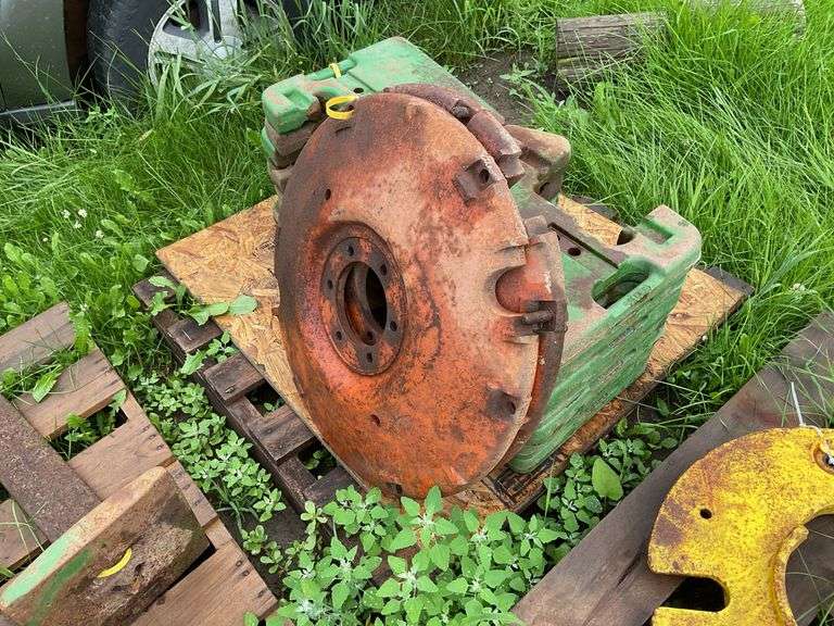 Pair of tractor tire weights