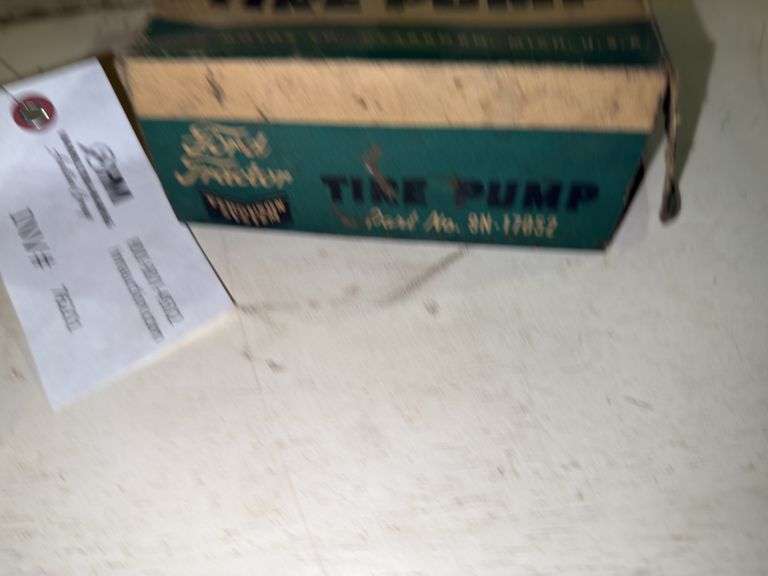 OEM Ford Tractor Tire Pump in Original Packaging